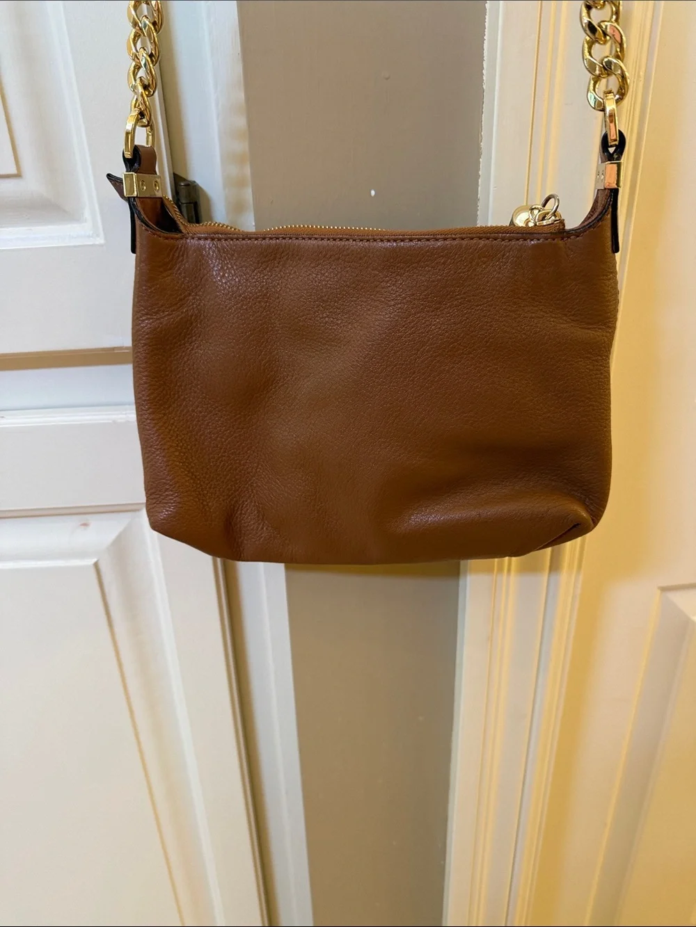 Michael Kors Brown Leather Crossbody with Tassel and Gold Chain - Picture 3 of 7